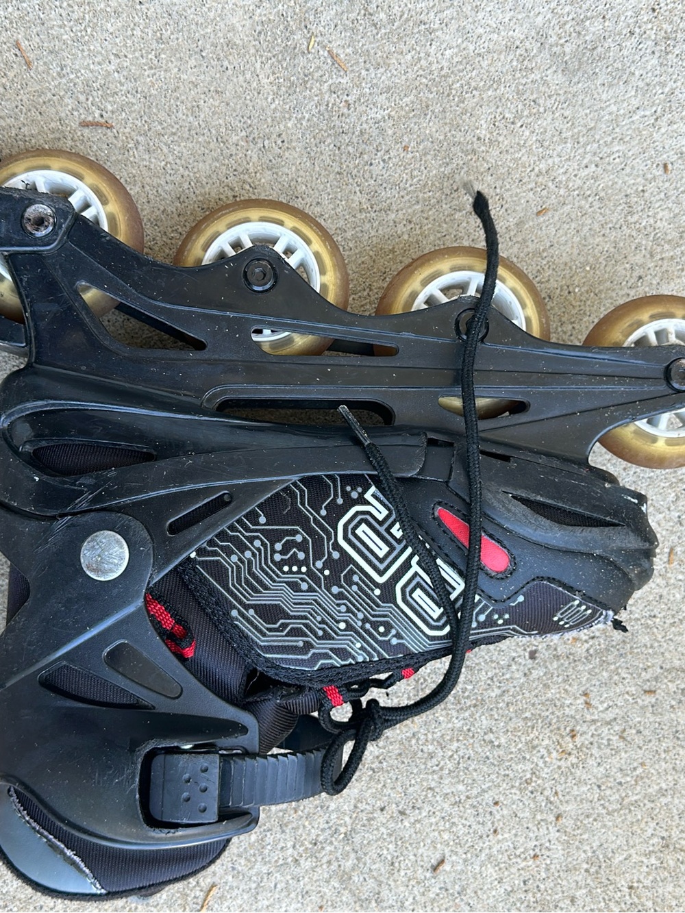 Men's Black and Red Athletic Inline Skate - Performance Rolling Shoe